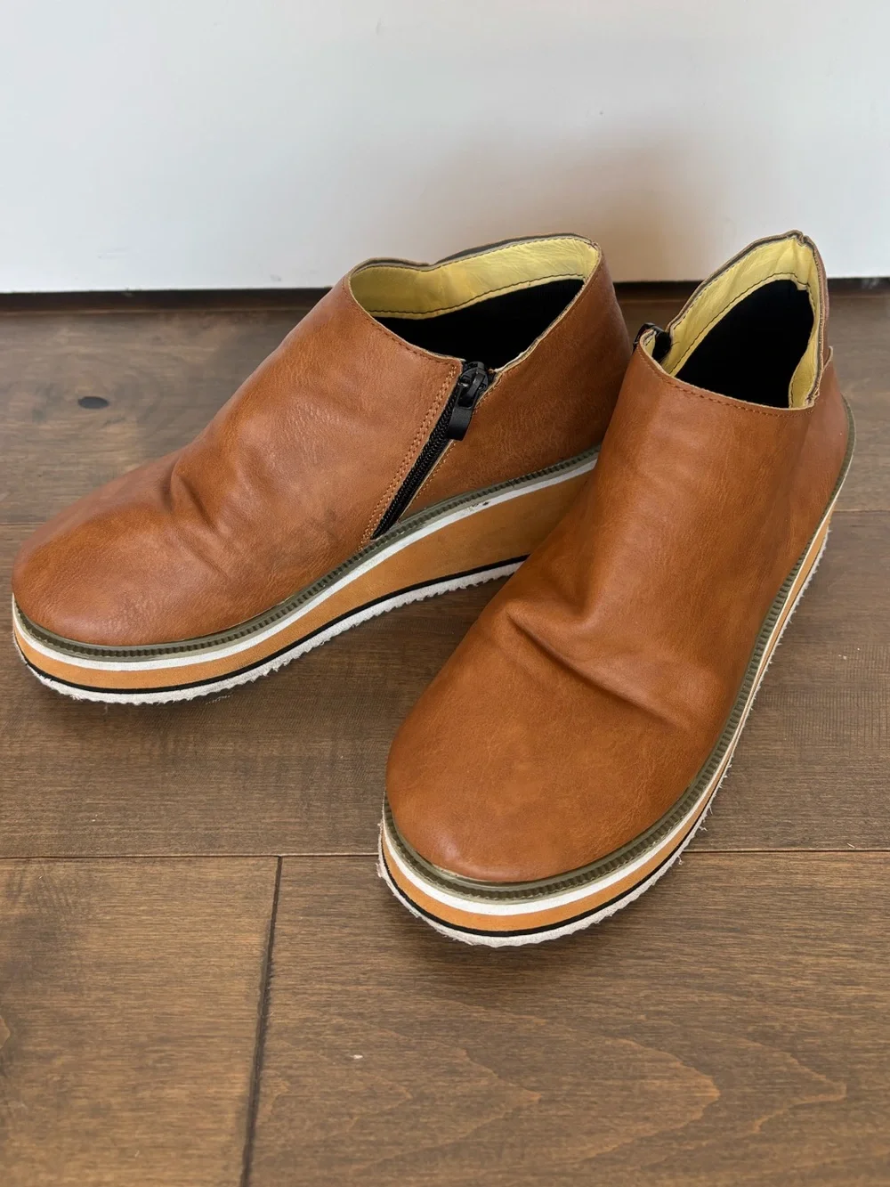 Wedge Bootie zip-On Shoe, 6.5